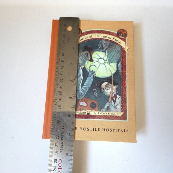 A Series of Unfortunate Events: The Hostile Hospital Hardcover Book #8 - Picture 5 of 5
